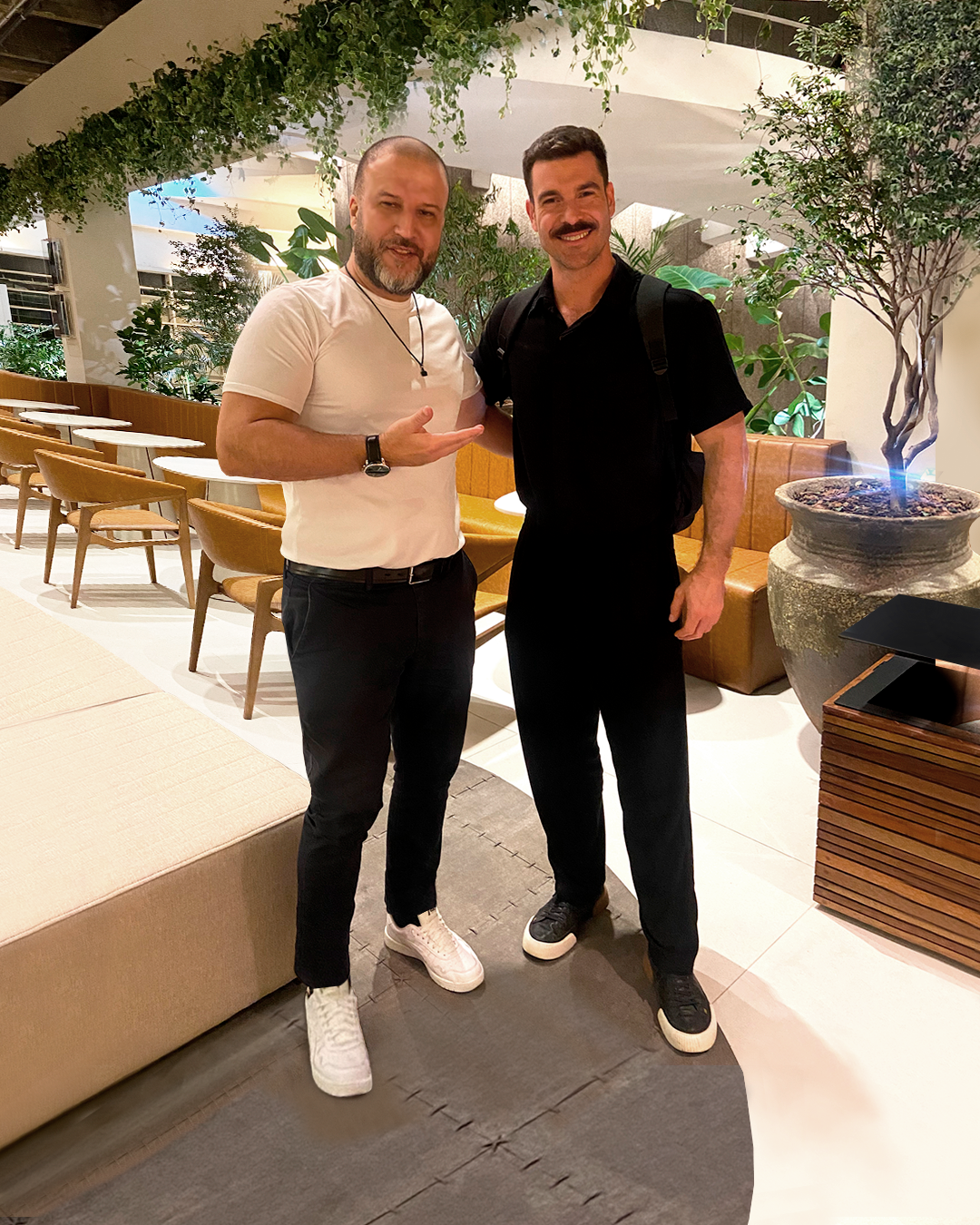 Arquiteto Renato Mendonça e Alexsandro Kingmaker - CasaCor São Paulo - Kingmaker Arquiteto Renato Mendonça e Alexsandro Kingmaker - CasaCor São Paulo - Kingmaker