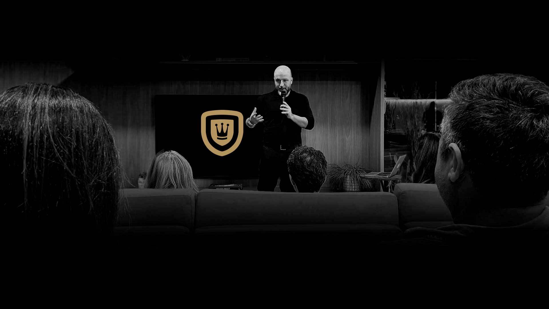 Master Class Kingmaker - Workshops de marketing e Branding de Alto Padrão - Kingmaker Branding Master Class Kingmaker - Workshops de marketing e Branding de Alto Padrão - Kingmaker Branding